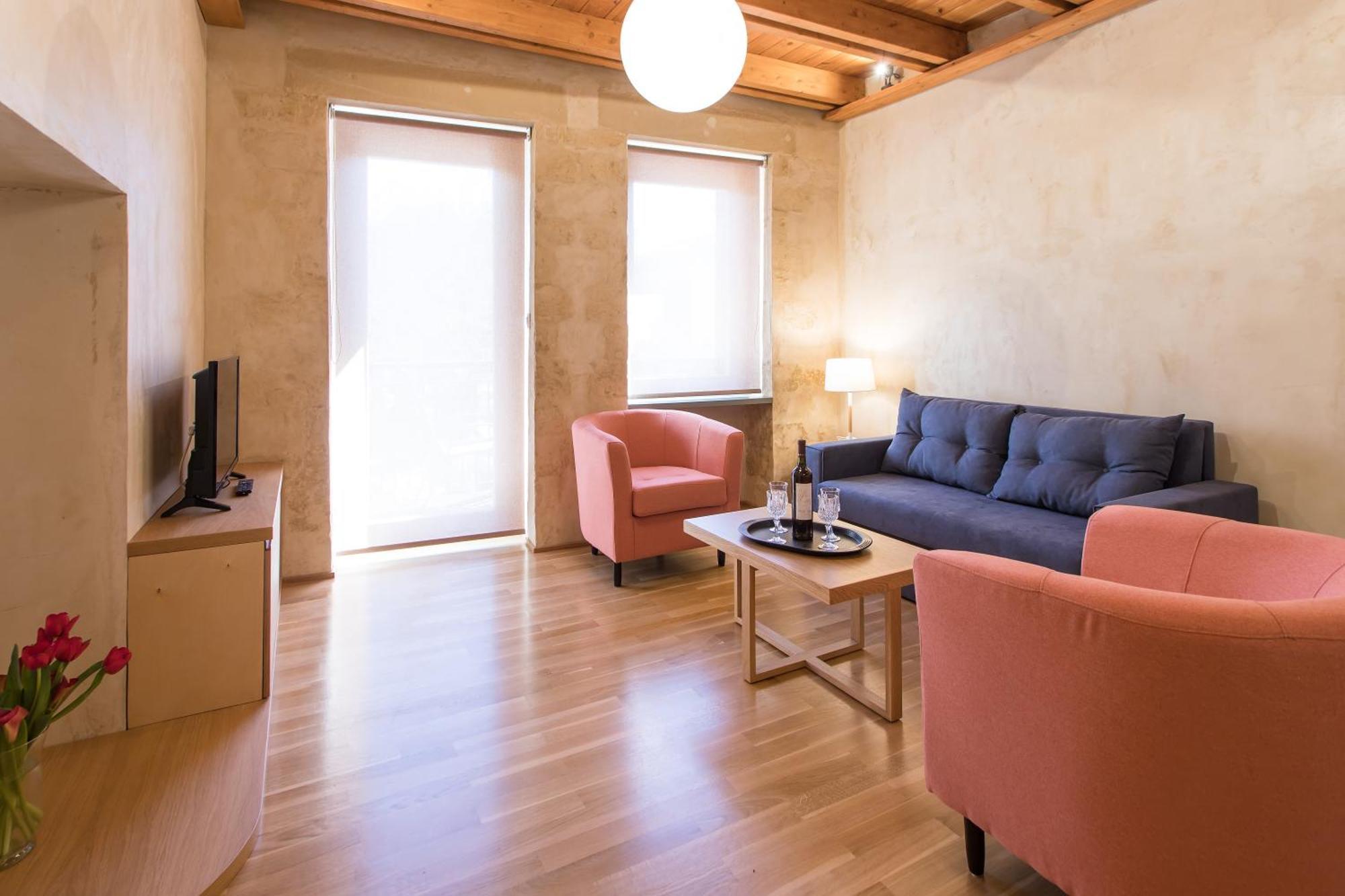 Polixeny'S Suites Chrissi Akti Chania Exterior foto
