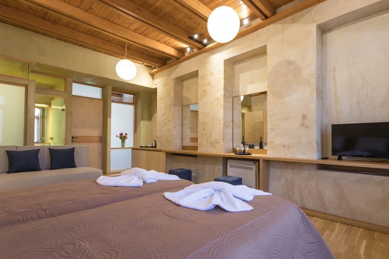 Polixeny'S Suites Chrissi Akti Chania Exterior foto